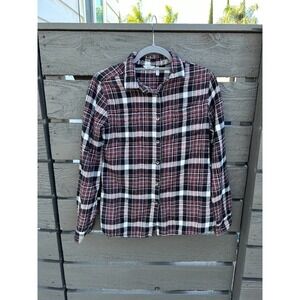 Woolrich women's black and red plaid, well made, warm flannel shirt.  Sz‎ M